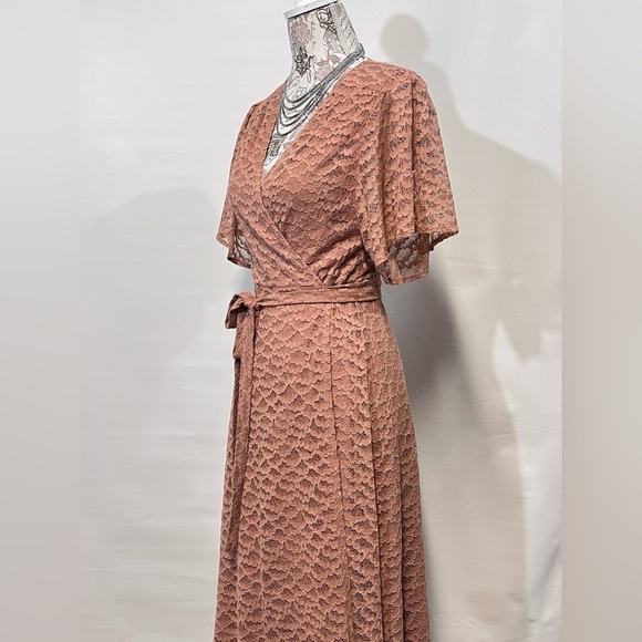 FRNCH Ecru lace flutter sleeve wrap dress size M. - Picture 4 of 14